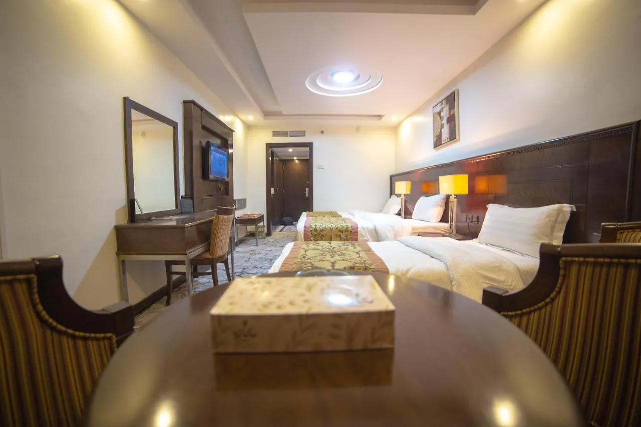 Madina Palace Hotel 제다